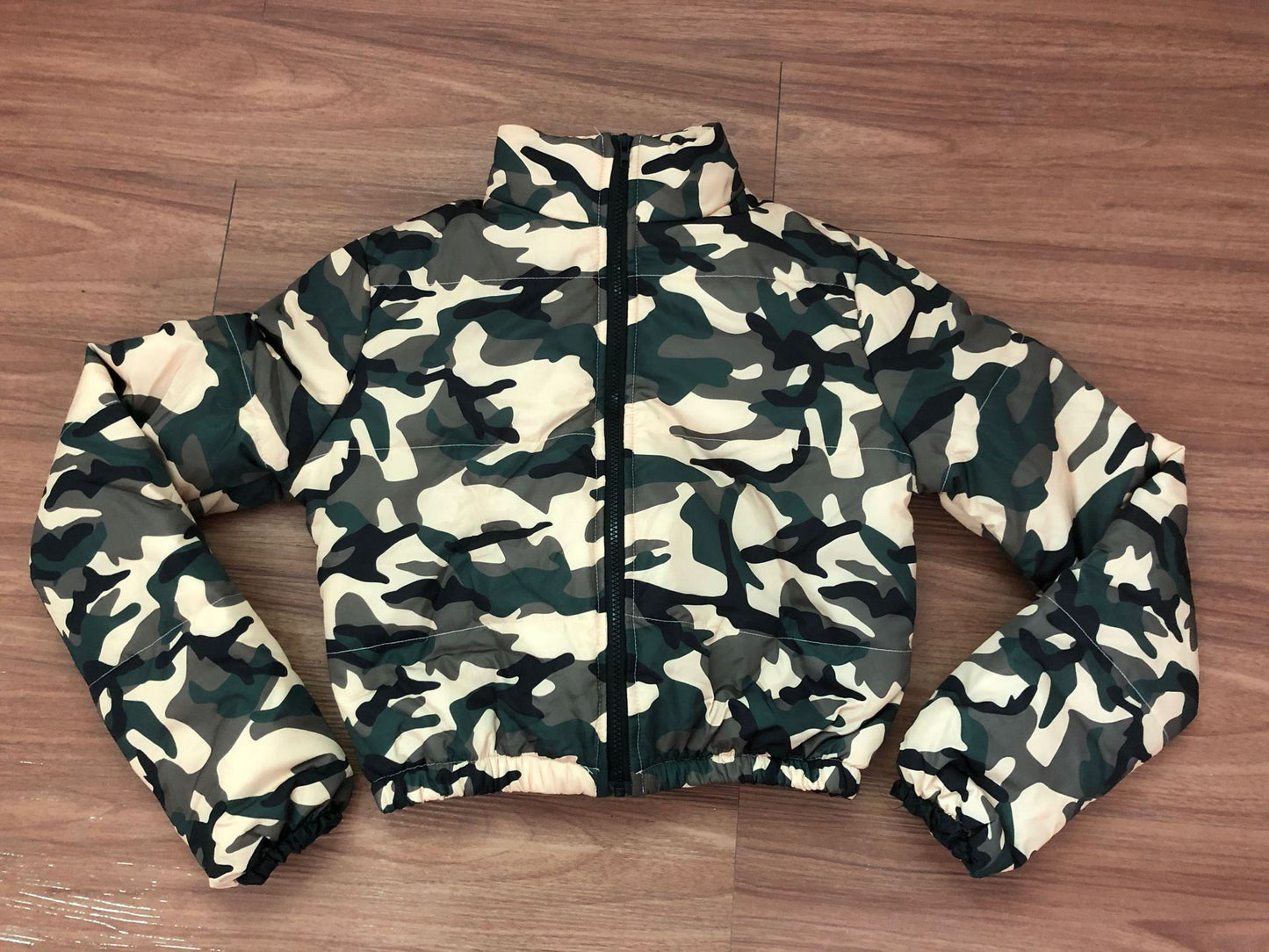 Army green camouflage down jacket